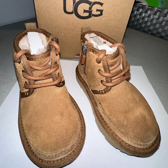 UGG Kids Tan Boots - Picture 2 of 14